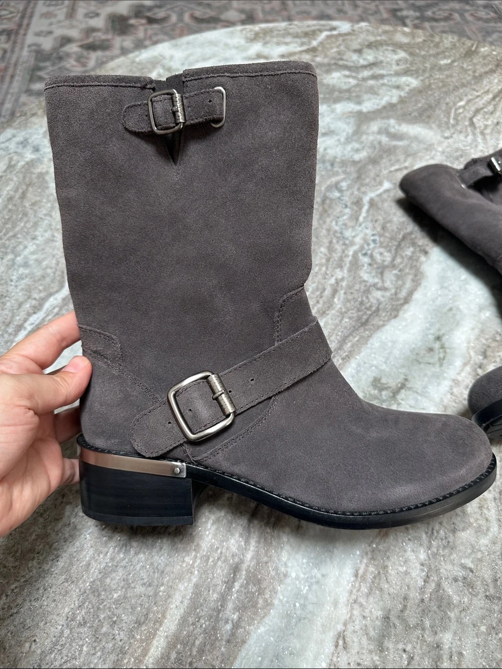 NEW Vince Camuto VC-Windy Motorcycle Suede Ankle Boots Womens Sz 8.5 Tuscan Gra